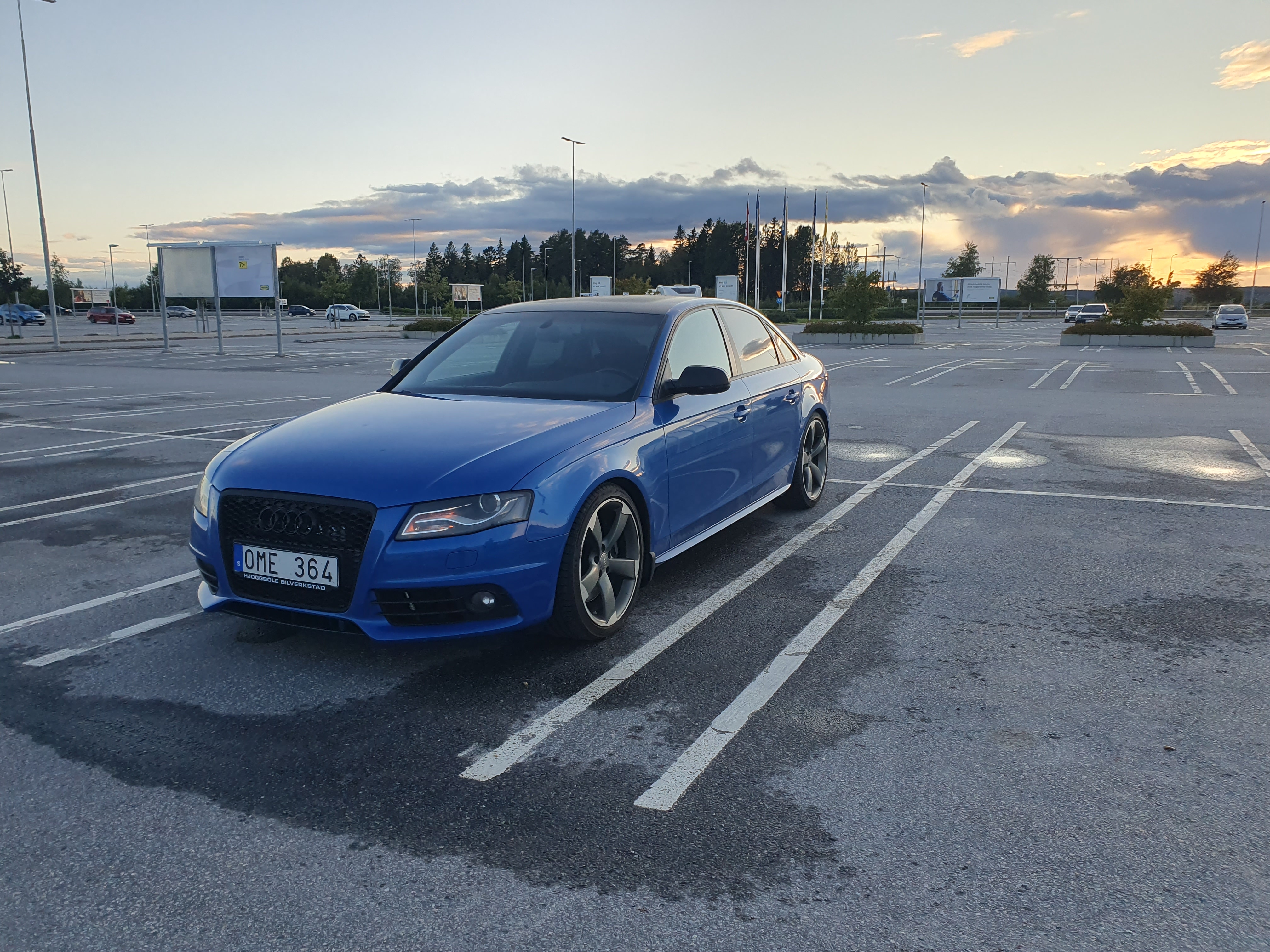 Audi A4 S4 2011, bild 2/10