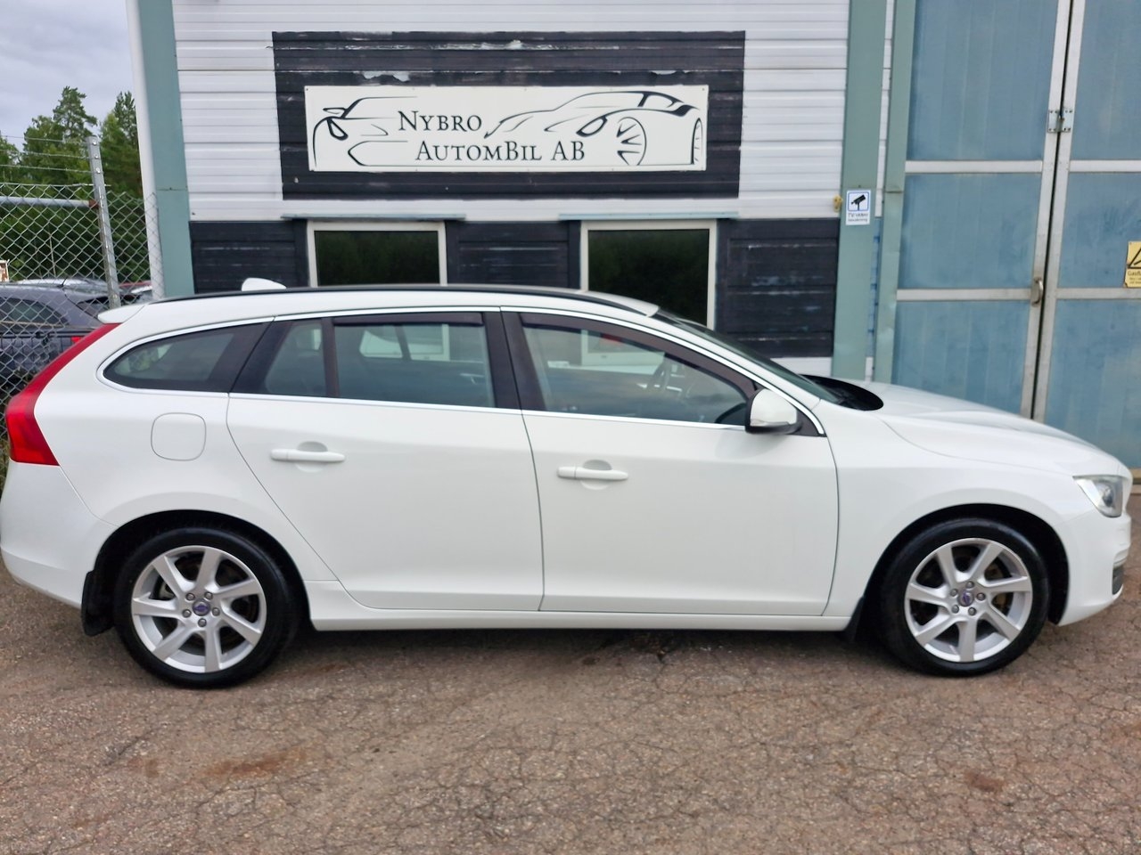 Volvo V60 2014, bild 2/10