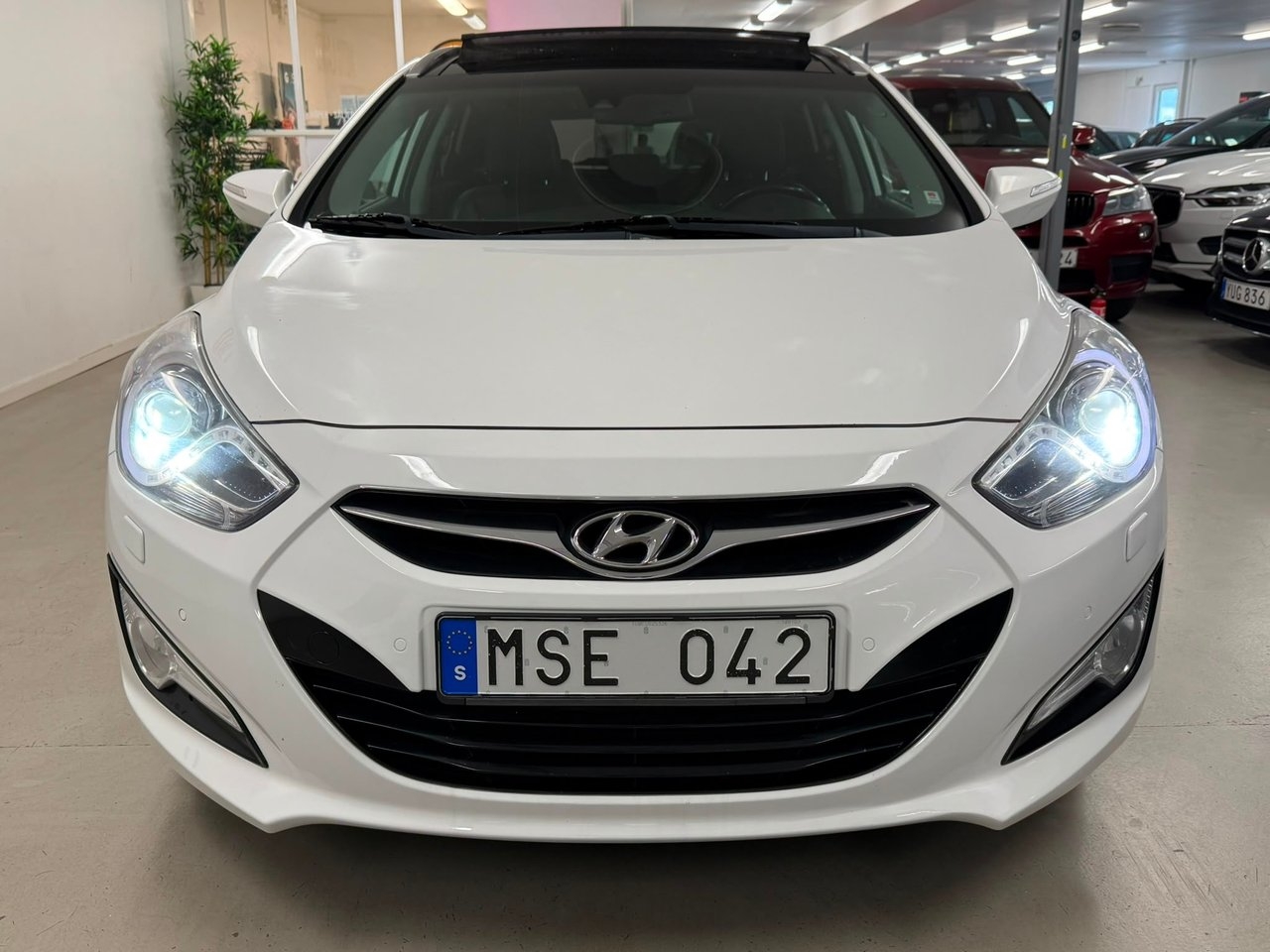 Hyundai i40 cw 1.7 CRDi Business 2012, bild 2/10