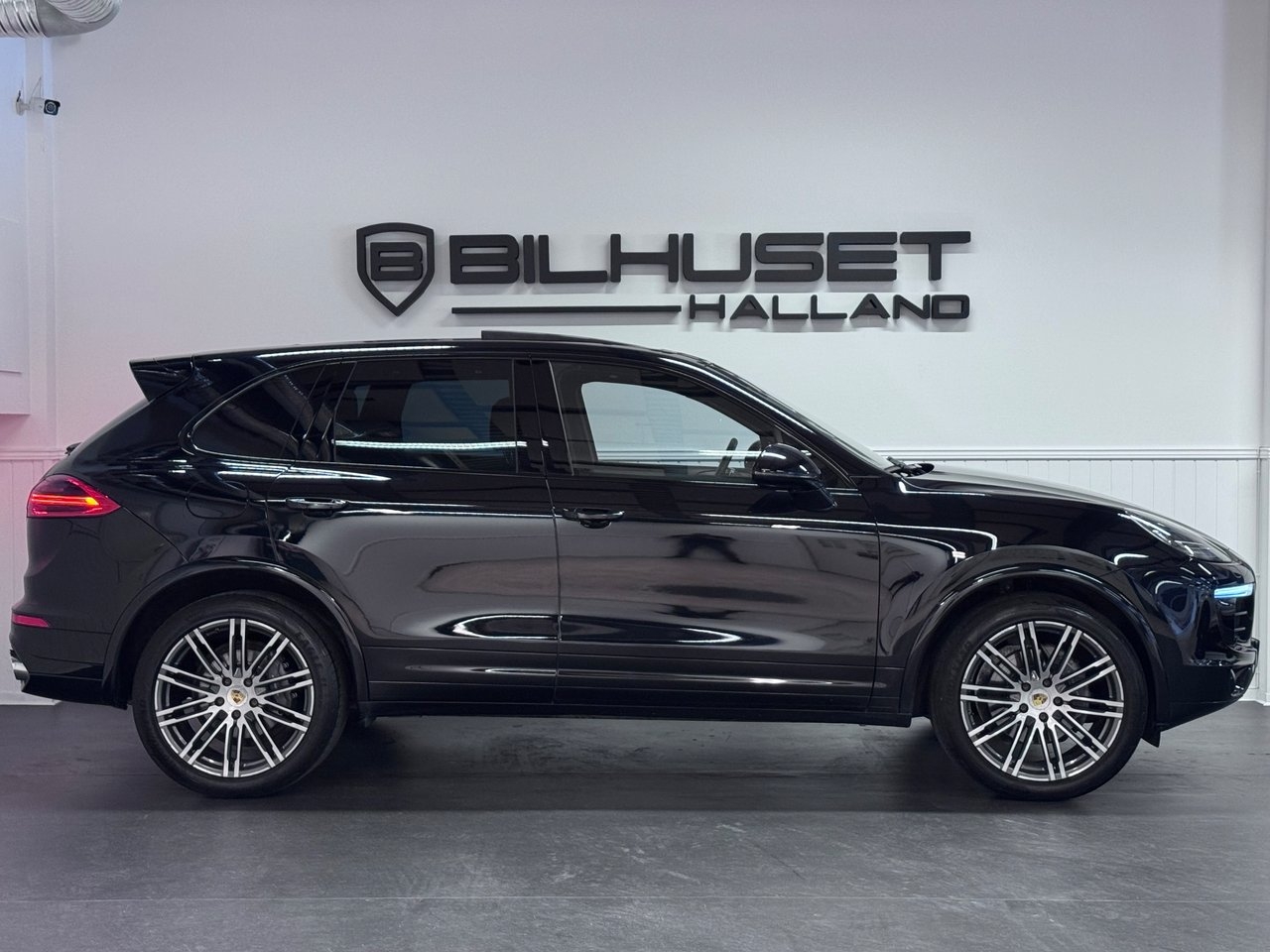 Porsche Cayenne Diesel TipTronic S 2016, kuva 6/10