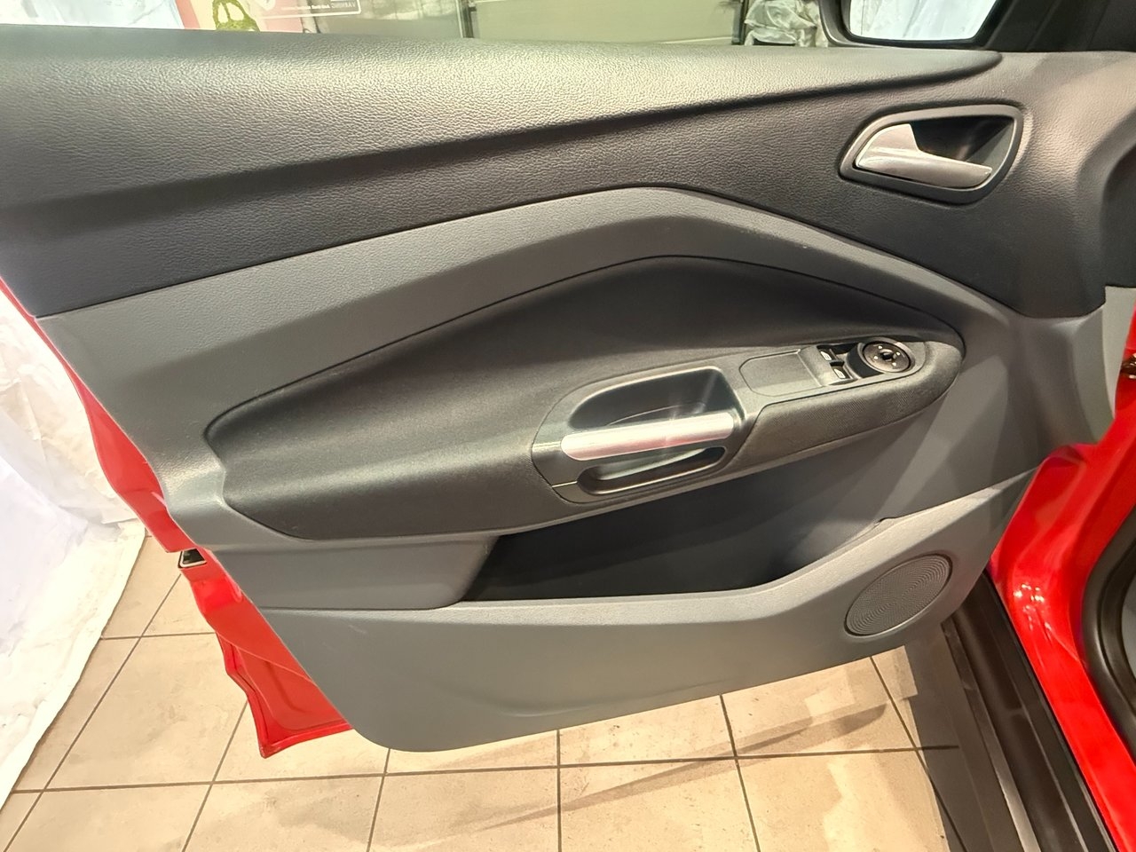 Ford C-MAX 1.6 TDCi Trend 2012, bild 7/10