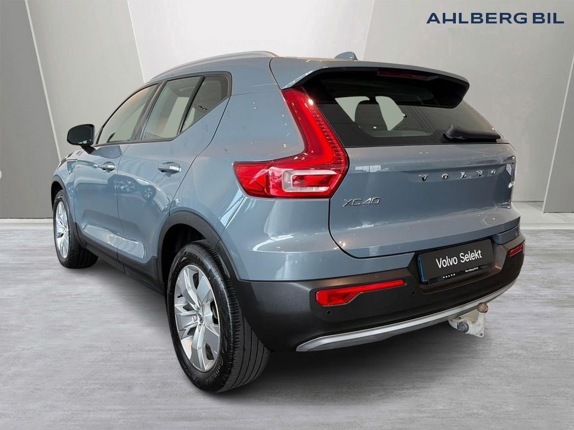 Volvo XC40 D3 AWD Momentum Edition 2020, bild 3/21