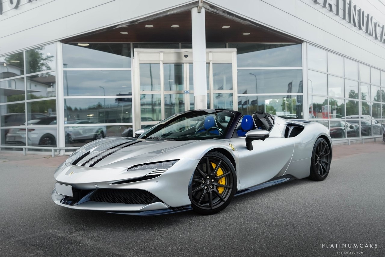 Ferrari SF90 Spider