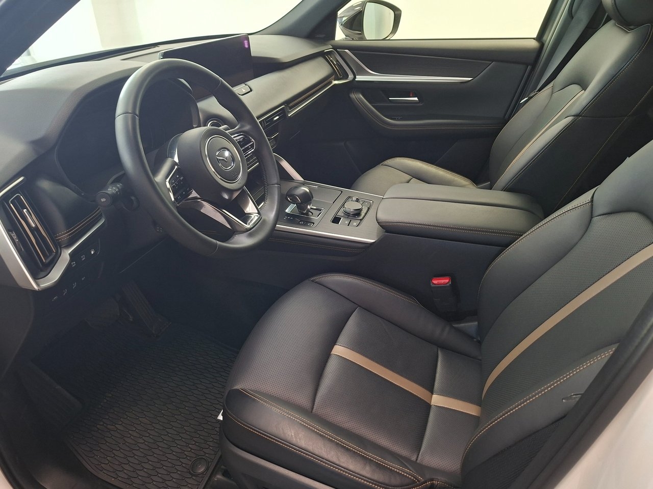Mazda CX-80 PHEV Homura Plus 327hk 2025, bild 5/9