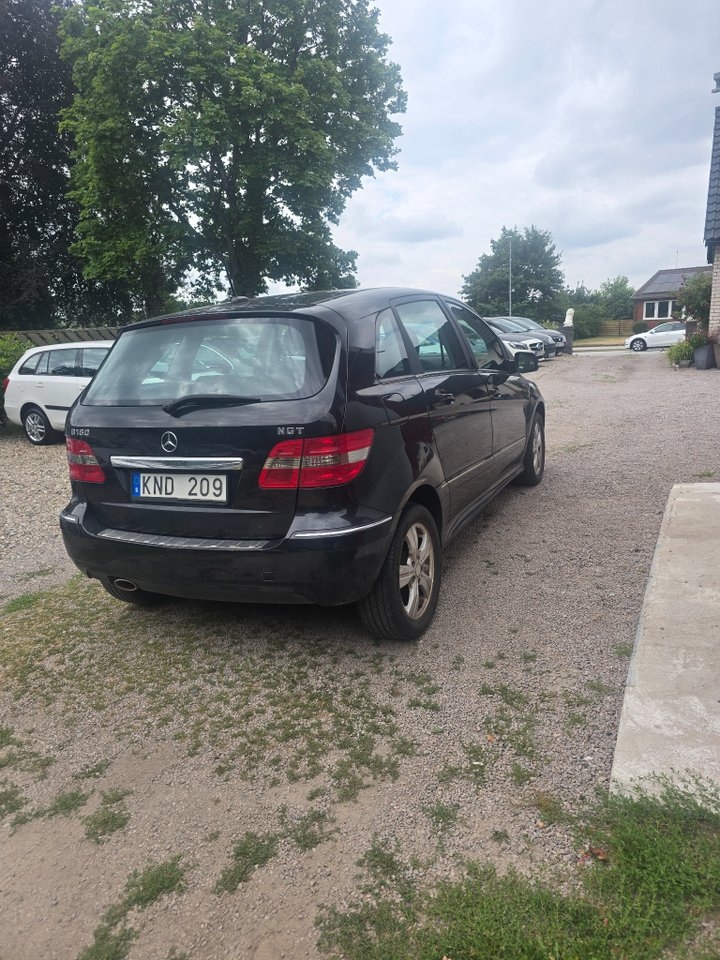 Mercedes-Benz B 2010, photo 4/6