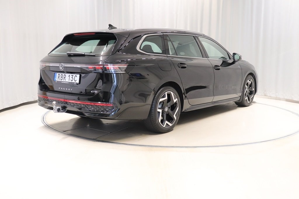 Volkswagen Passat 2025, bild 4/11