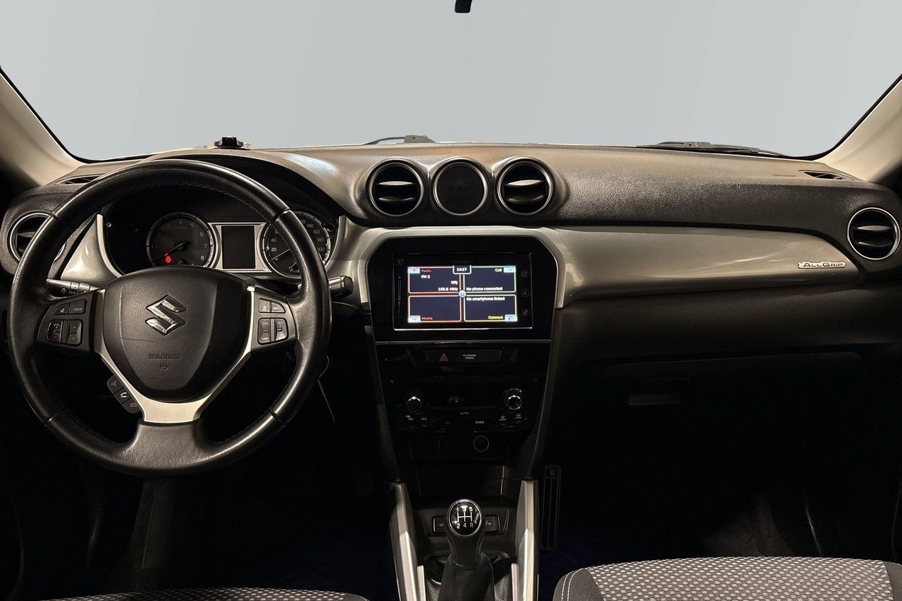 Suzuki Vitara 2016, bild 4/6