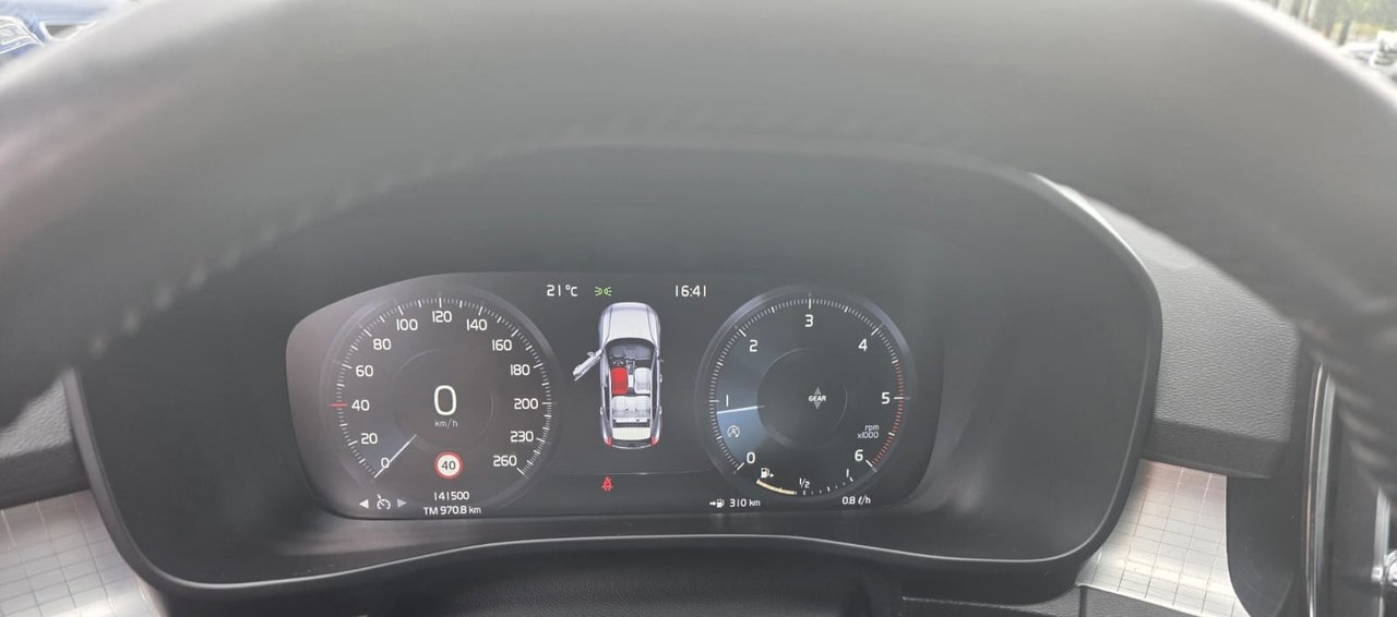 Volvo XC40 D3 Momentum Euro 6 2019, kuva 6/10