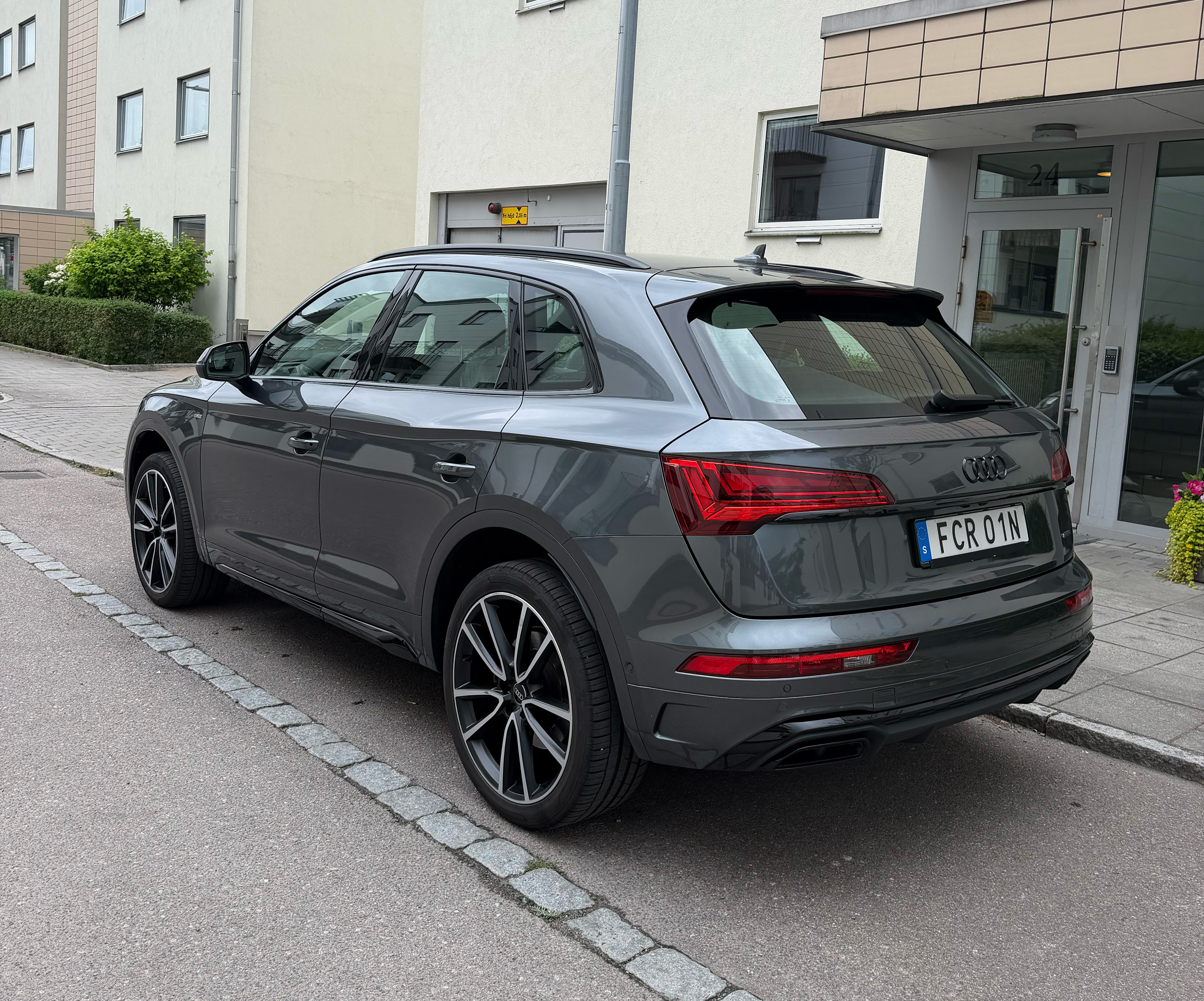 Audi Q5 40 TDI quattro S-Line, S-tronic 2023, kuva 2/10
