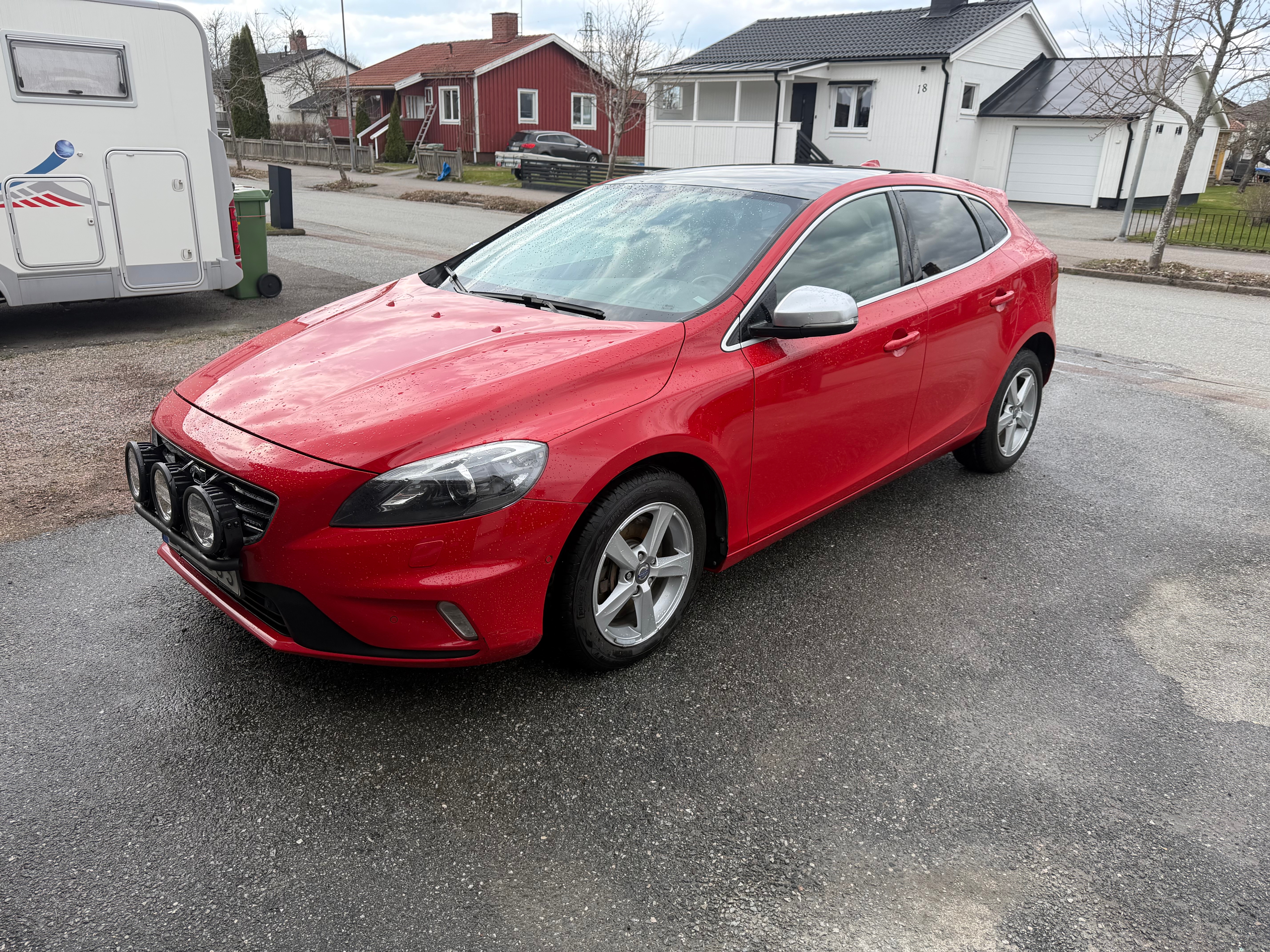 Volvo V40