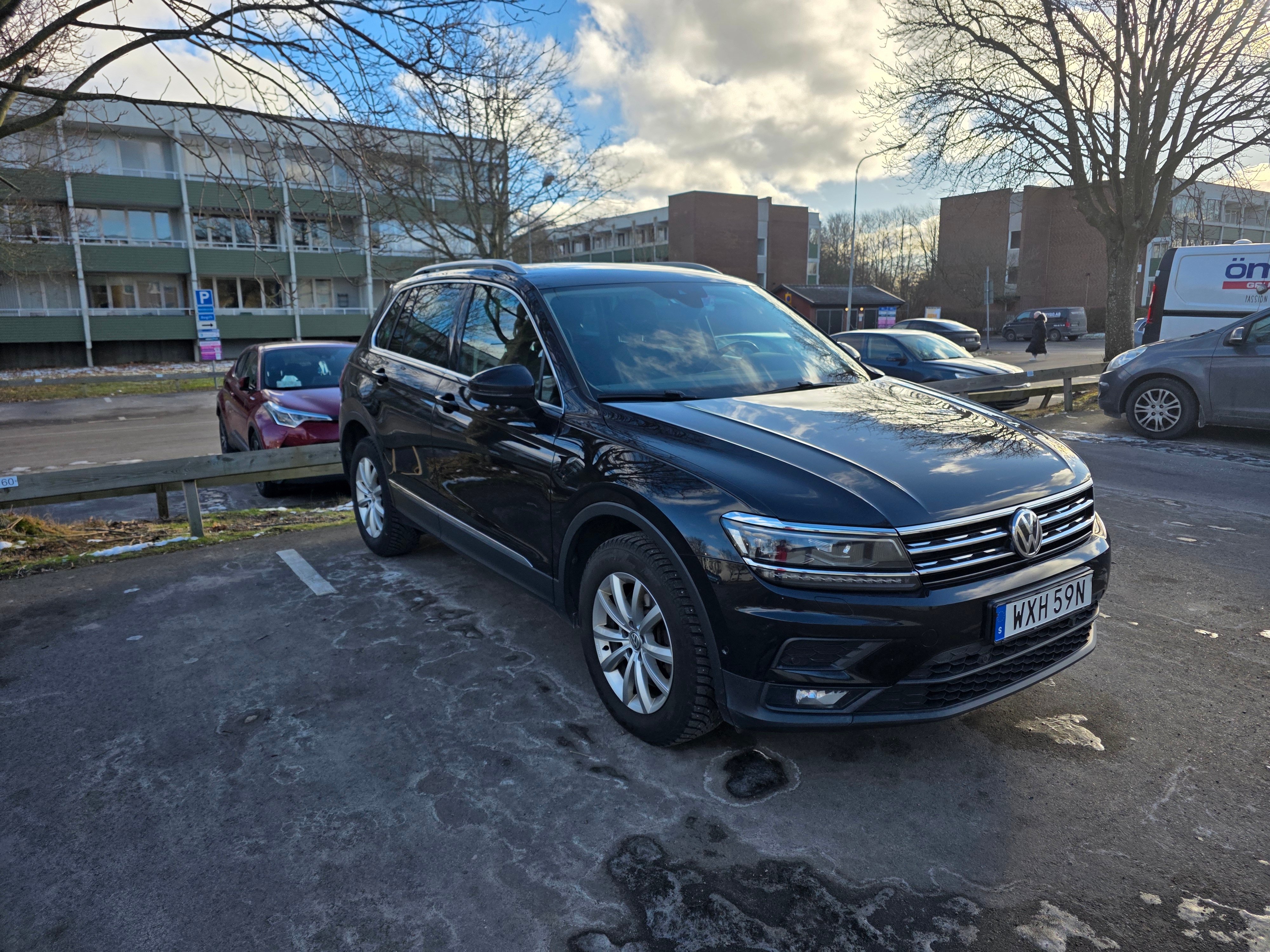 Volkswagen Tiguan Bensin 190 hk 2020, bild 4/10