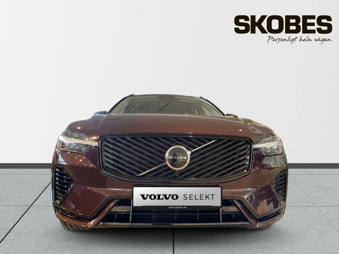 Volvo XC60 T6 Plus Dark Nordic Edition 2026, photo 2/10