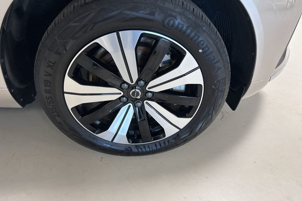 Volvo XC60 T6 Plus Bright Edition 2025, bild 7/9