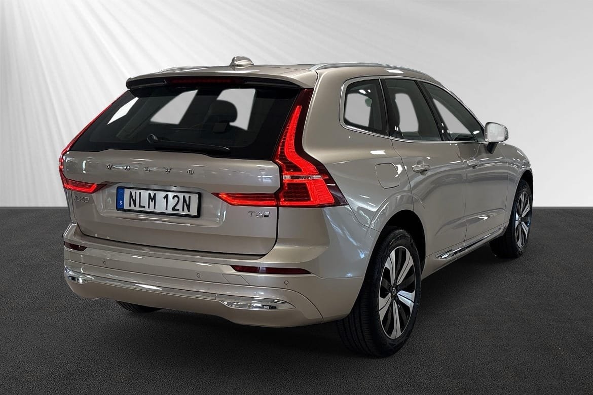 Volvo XC60 T6 Plus Bright Edition 2025, bild 3/9