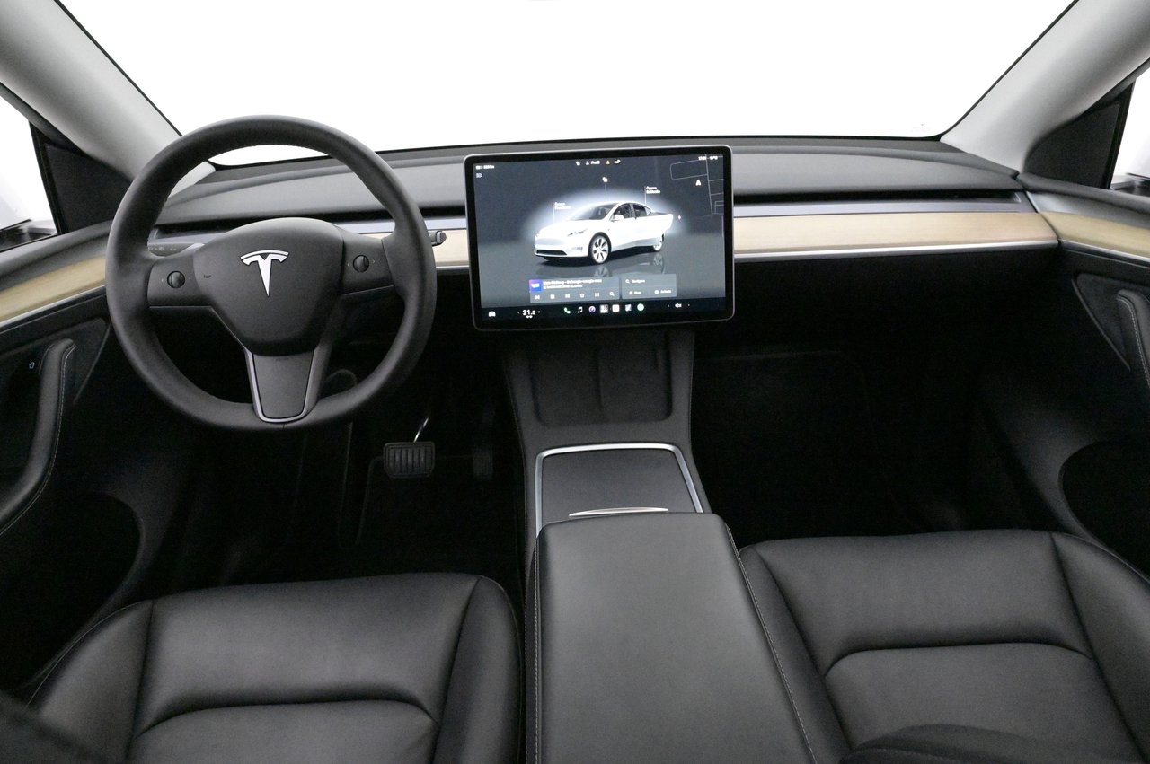 Tesla Model Y 2023, bild 6/10