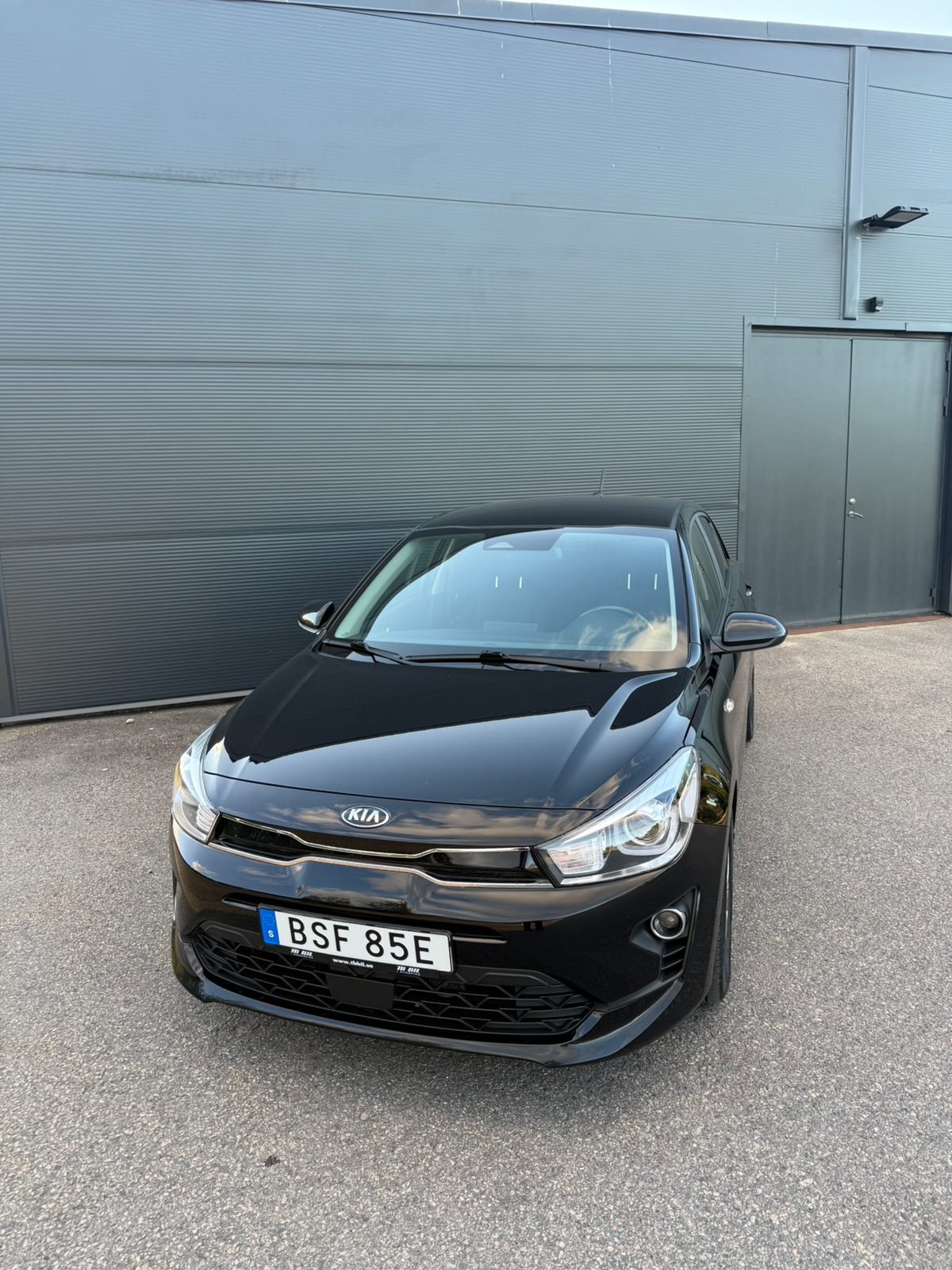Kia Rio 1.0 T-GDI Manuell 2021, bild 3/9