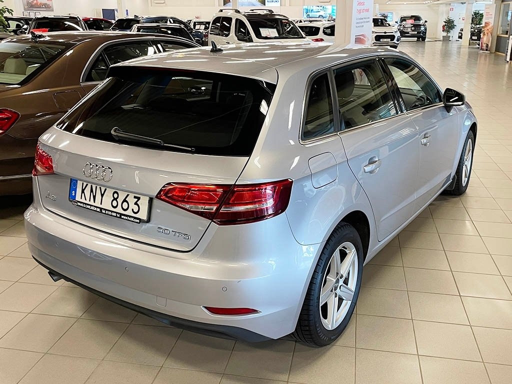 Audi A3 2019, photo 3/5