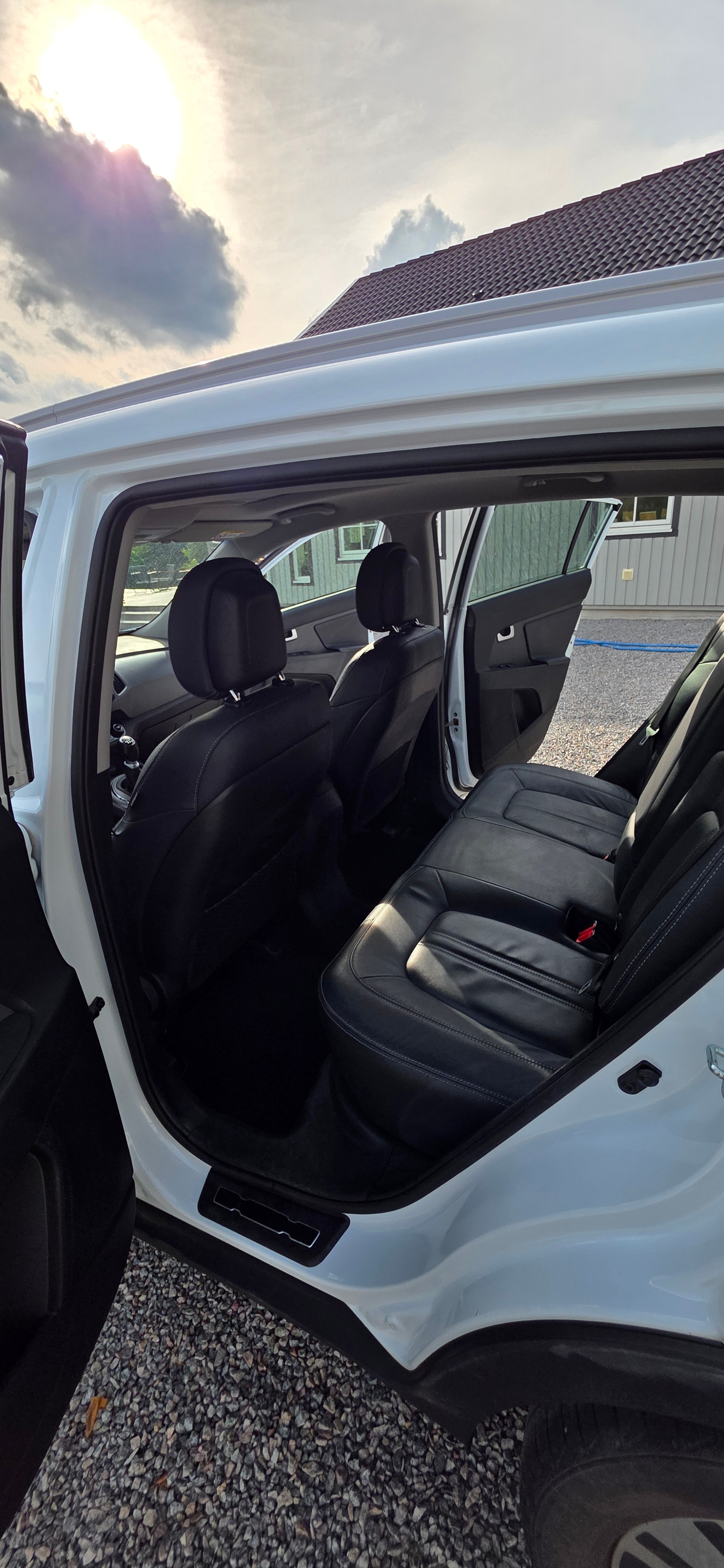 Kia Sportage 1.7 CRDi Manuell 2014, bild 5/10