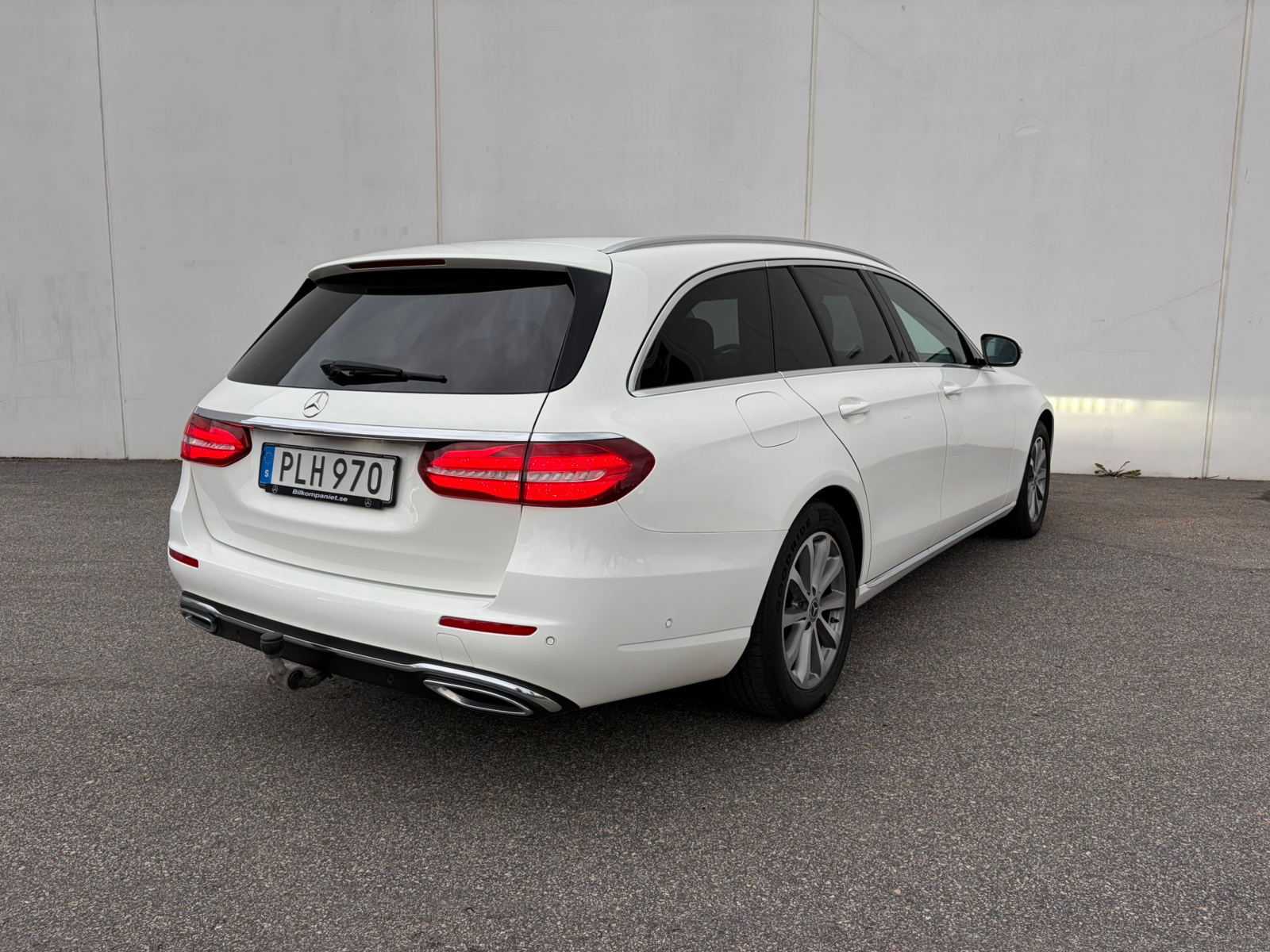 Mercedes-Benz E 220 d 4MATIC 9G-Tronic 2018, bild 2/18