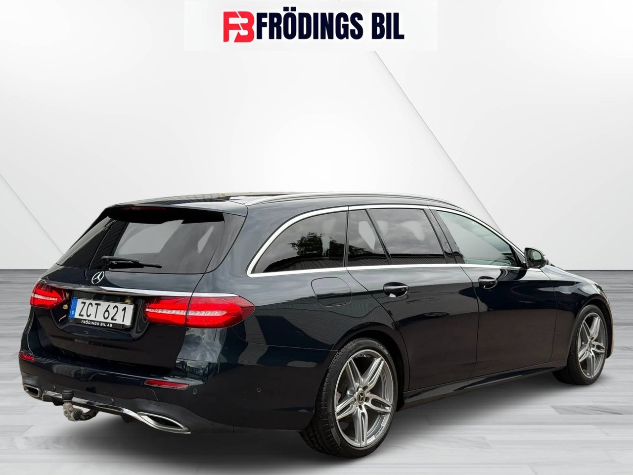 Mercedes-Benz E 2018, photo 4/20