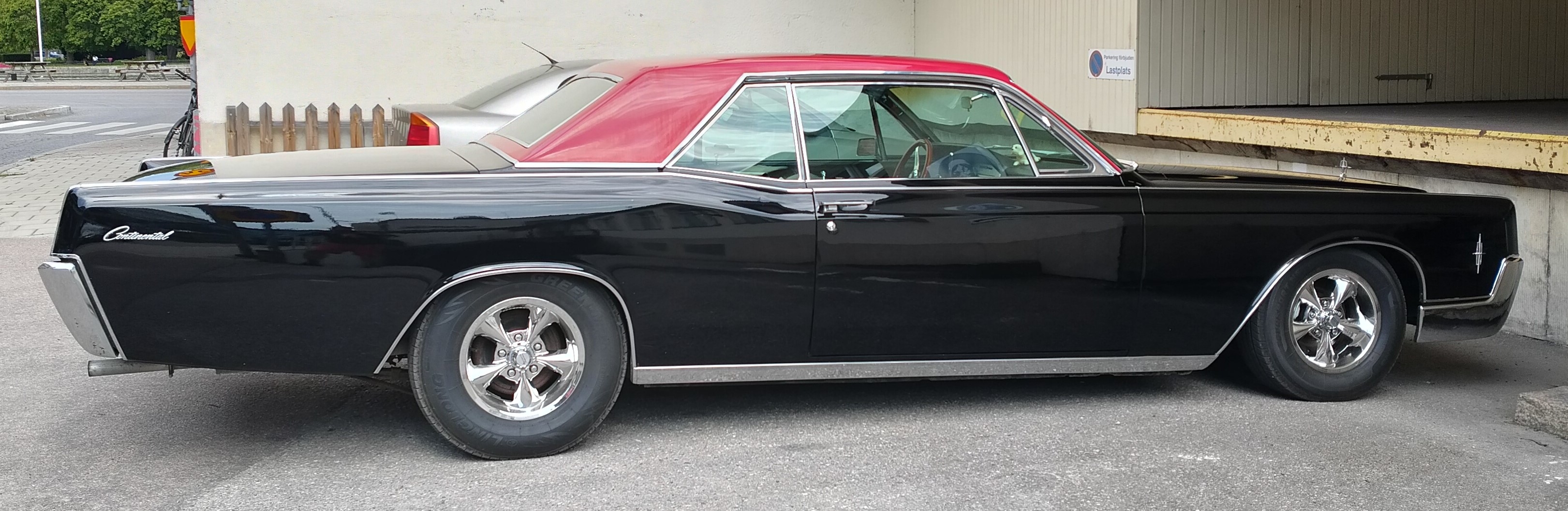 Lincoln Continental