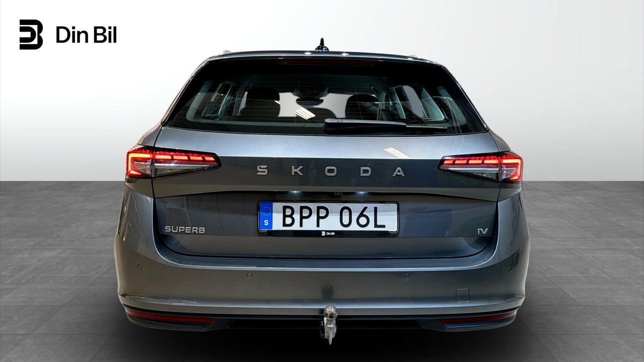 Skoda Superb Combi Selection iV DSG Drag 2025, bild 5/22