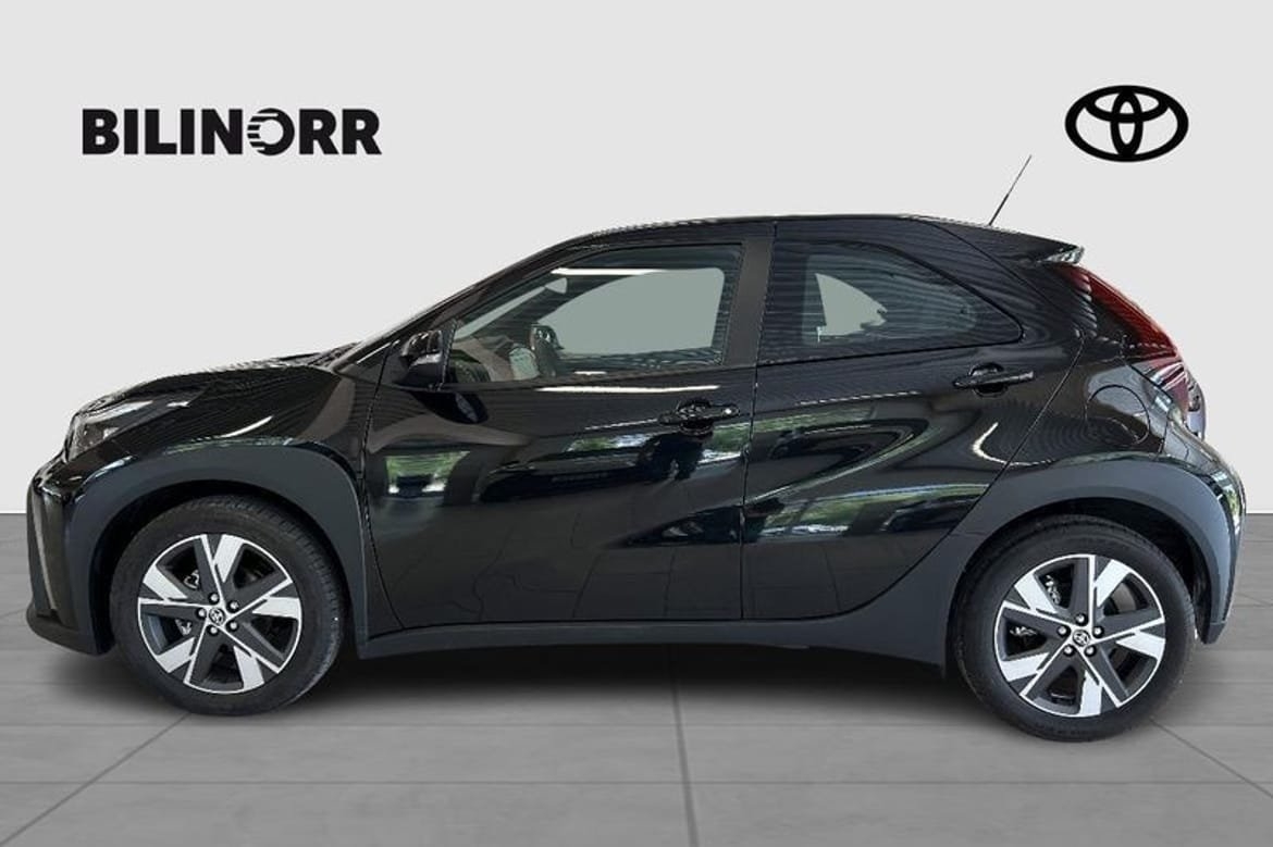Toyota Aygo X X-play Comfort Pack 2026, bild 3/10