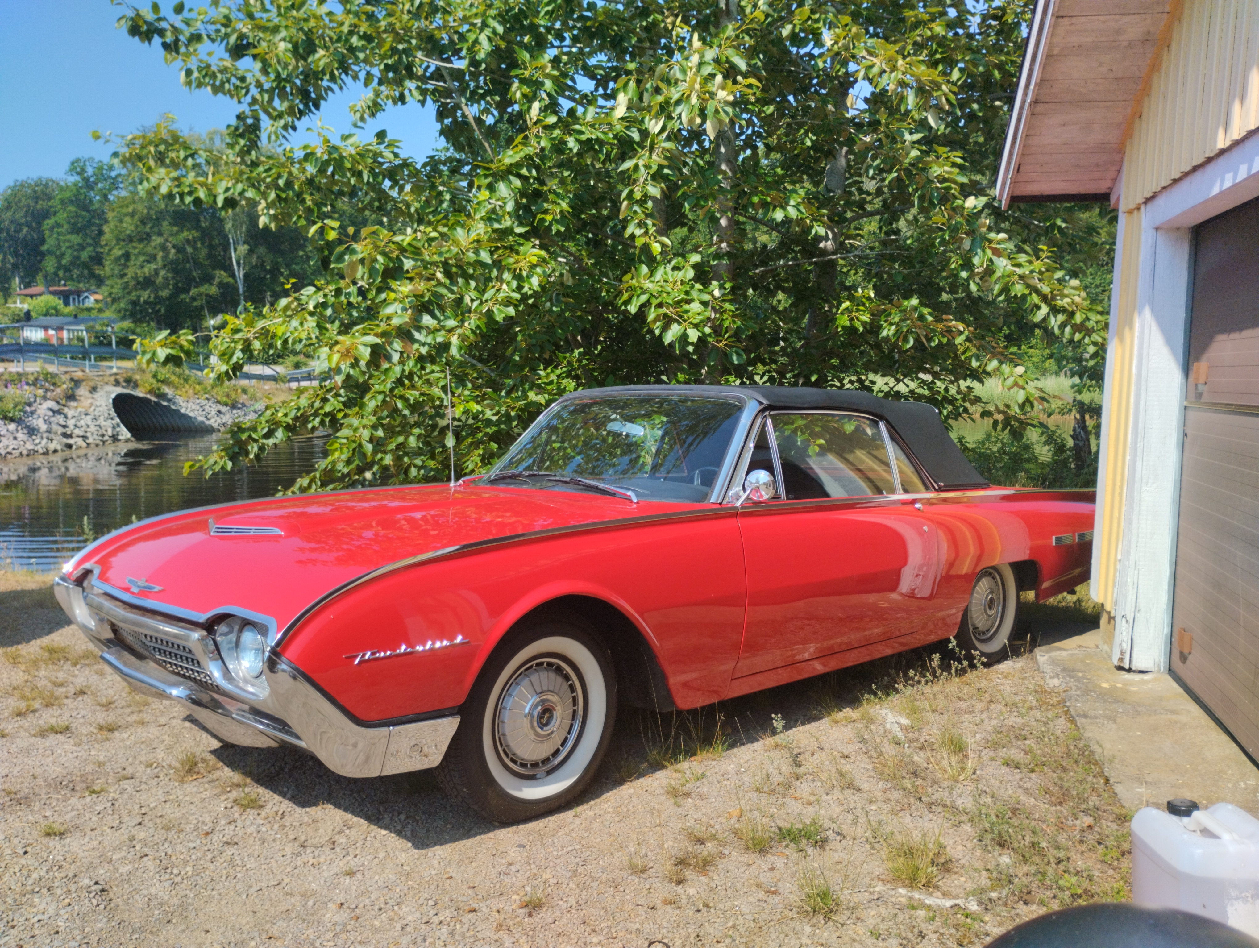 Ford Thunderbird