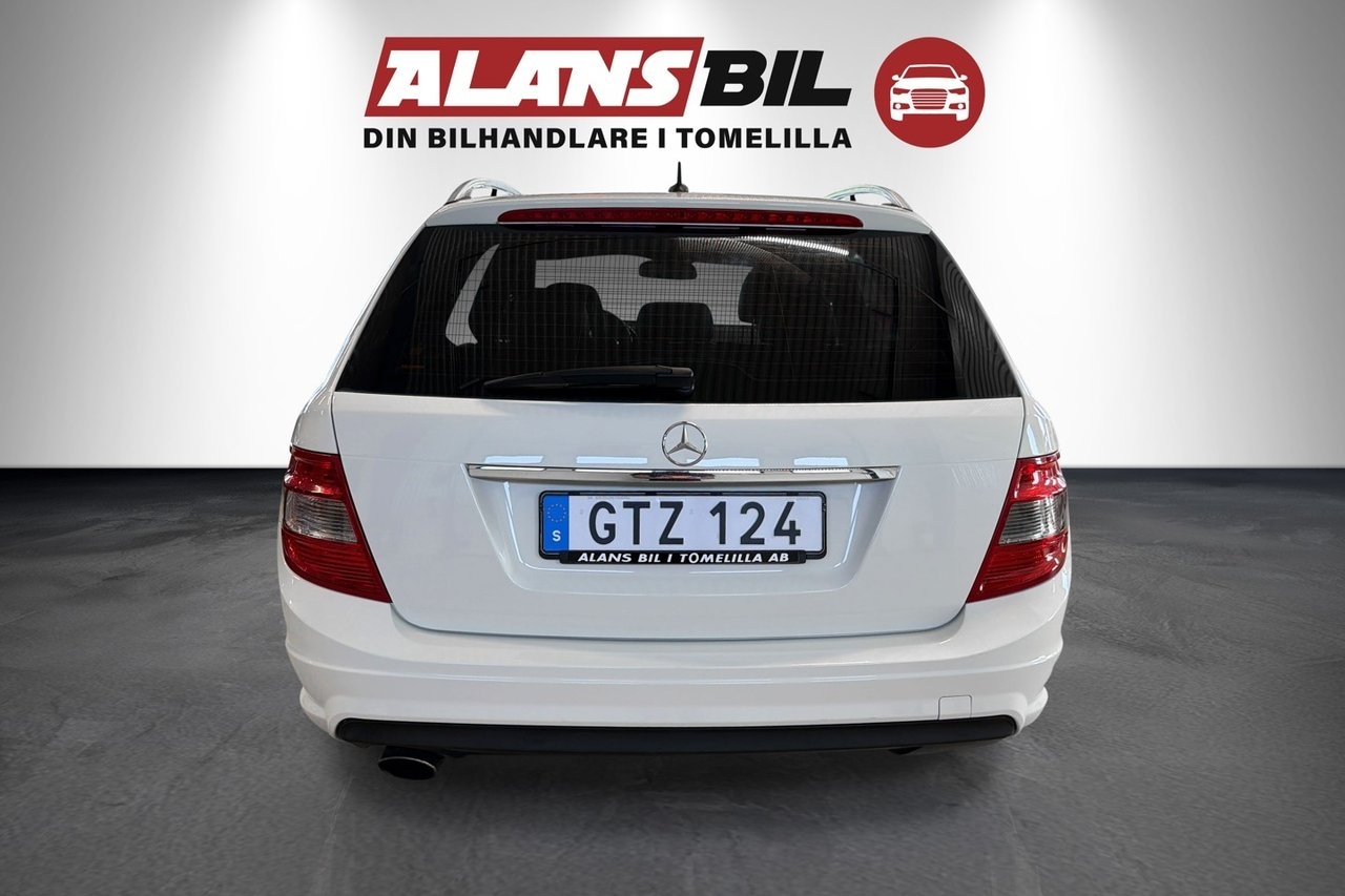 Mercedes-Benz C 2011, photo 4/9