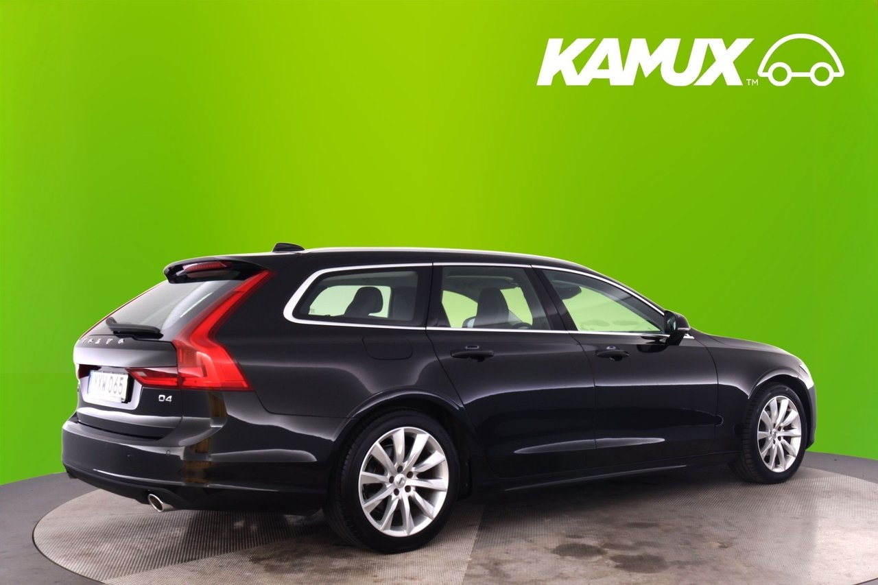 Volvo V90 D4 Momentum SE Drag 2019, kuva 2/10