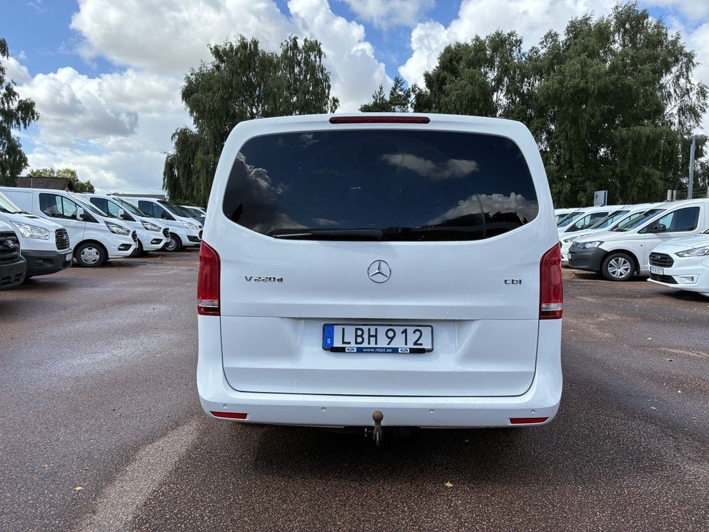 Mercedes-Benz V 2016, bild 6/9