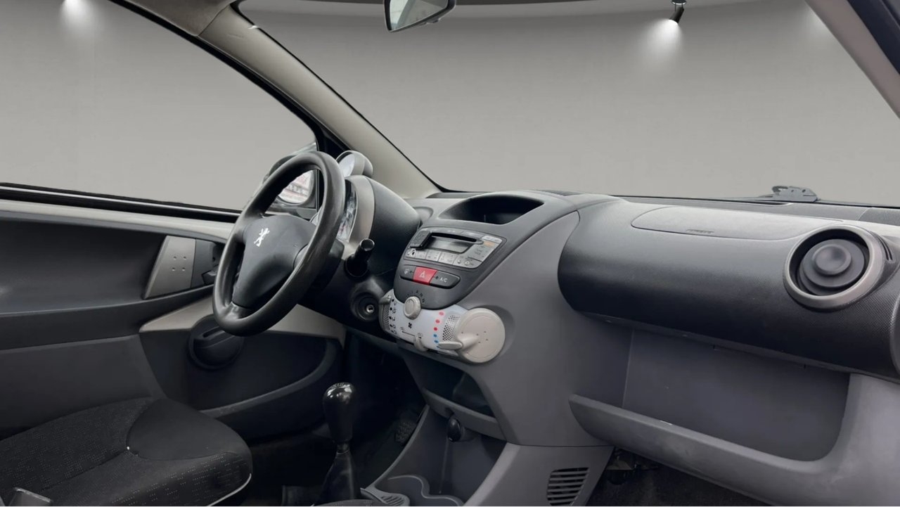 Peugeot 107 5-DÖRRAR 1.0 68HK 2011, photo 6/7