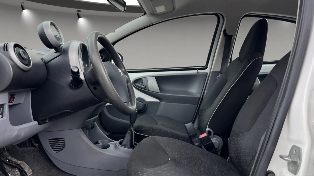 Peugeot 107 5-DÖRRAR 1.0 68HK 2011, photo 5/7