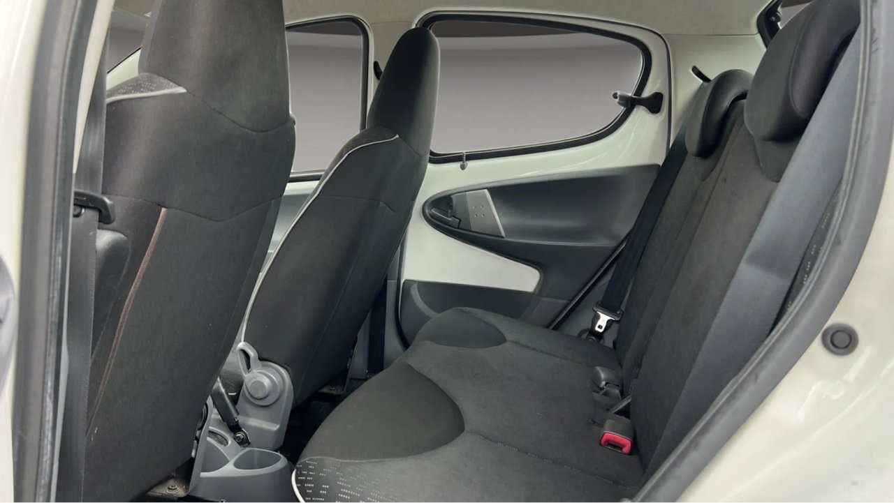 Peugeot 107 5-DÖRRAR 1.0 68HK 2011, photo 7/7