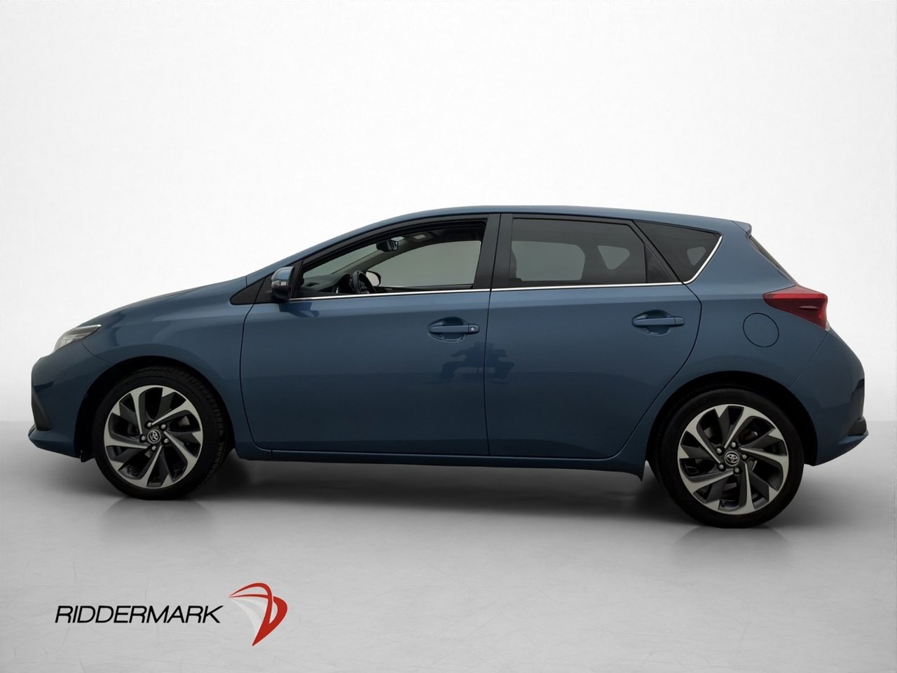 Toyota Auris 1.2 Turbo 116hk Active Plus 2017, bild 4/23