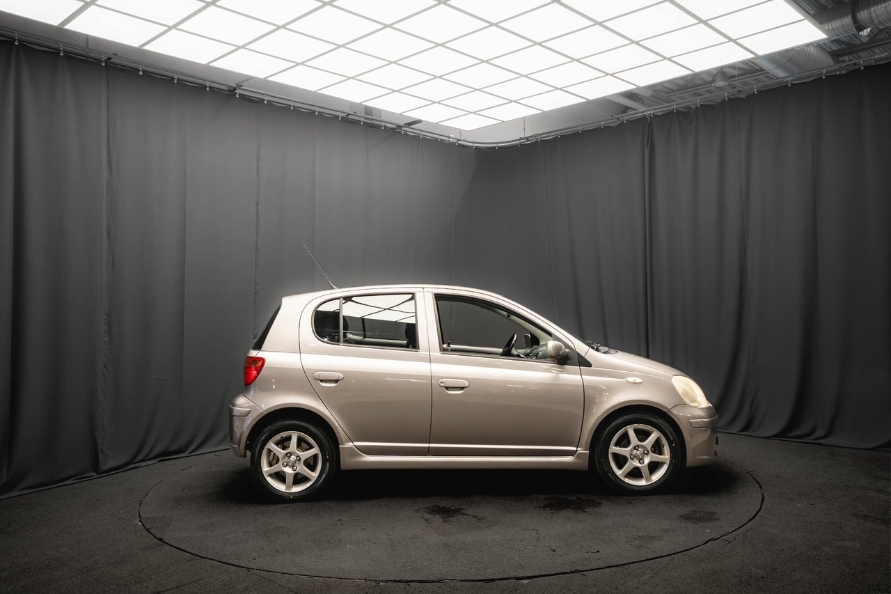 Toyota Yaris TS 1.5 VVT-i T-Sport 2003, bild 5/10