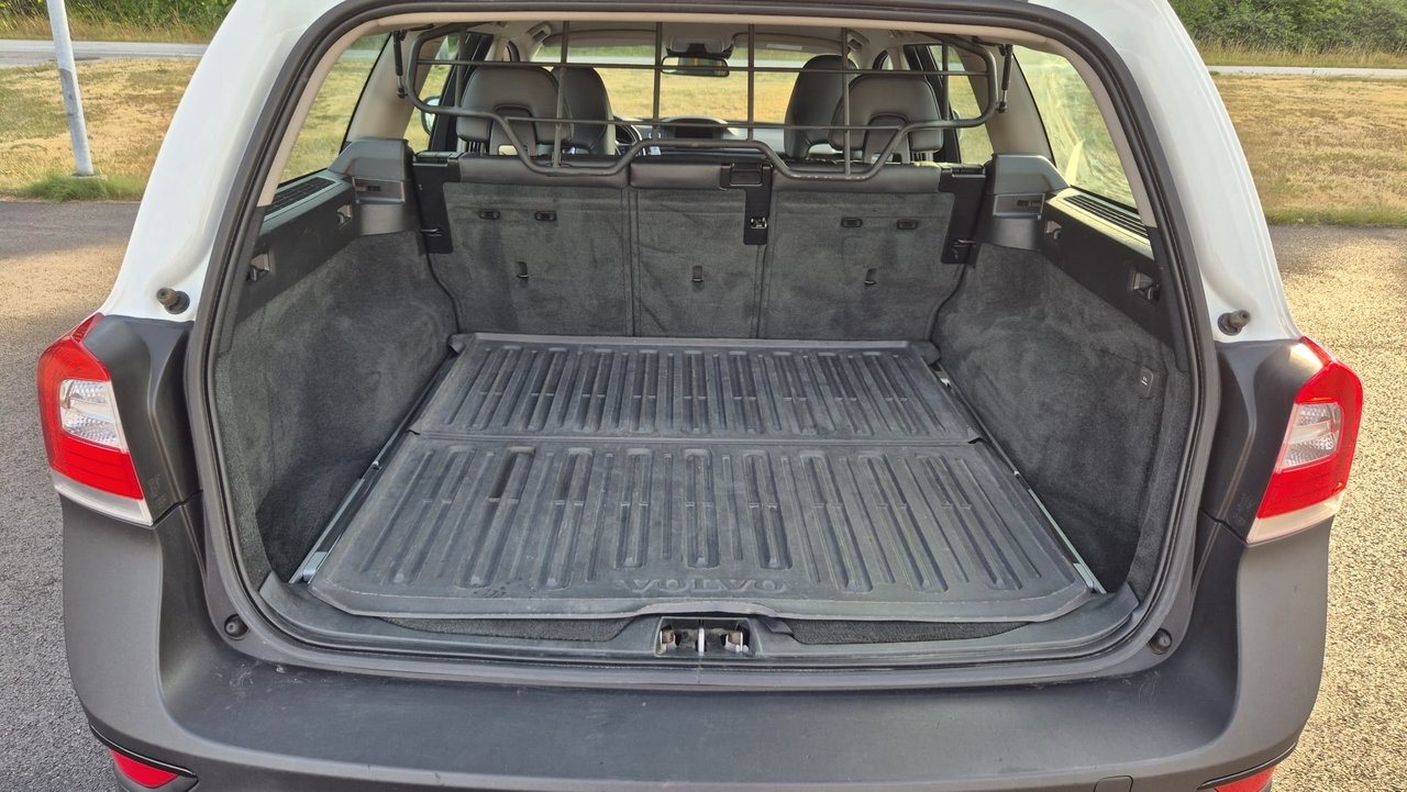Volvo XC70 2016, photo 6/10