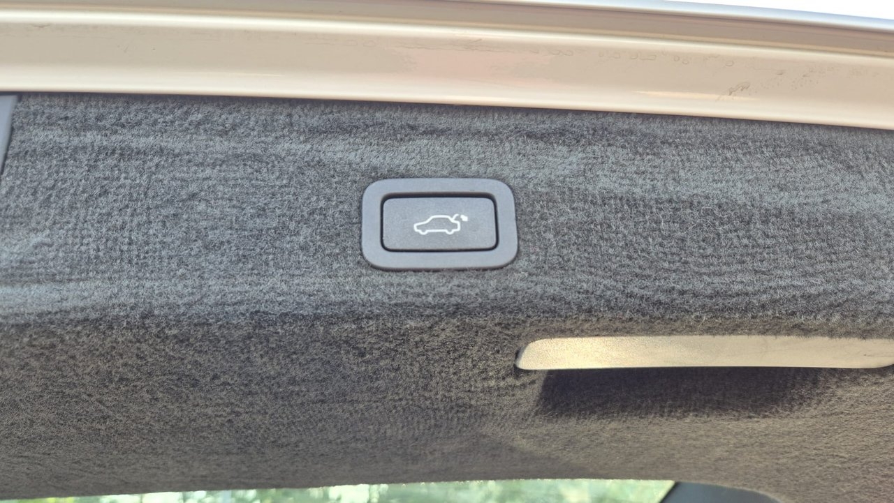 Volvo XC70 2016, photo 7/10