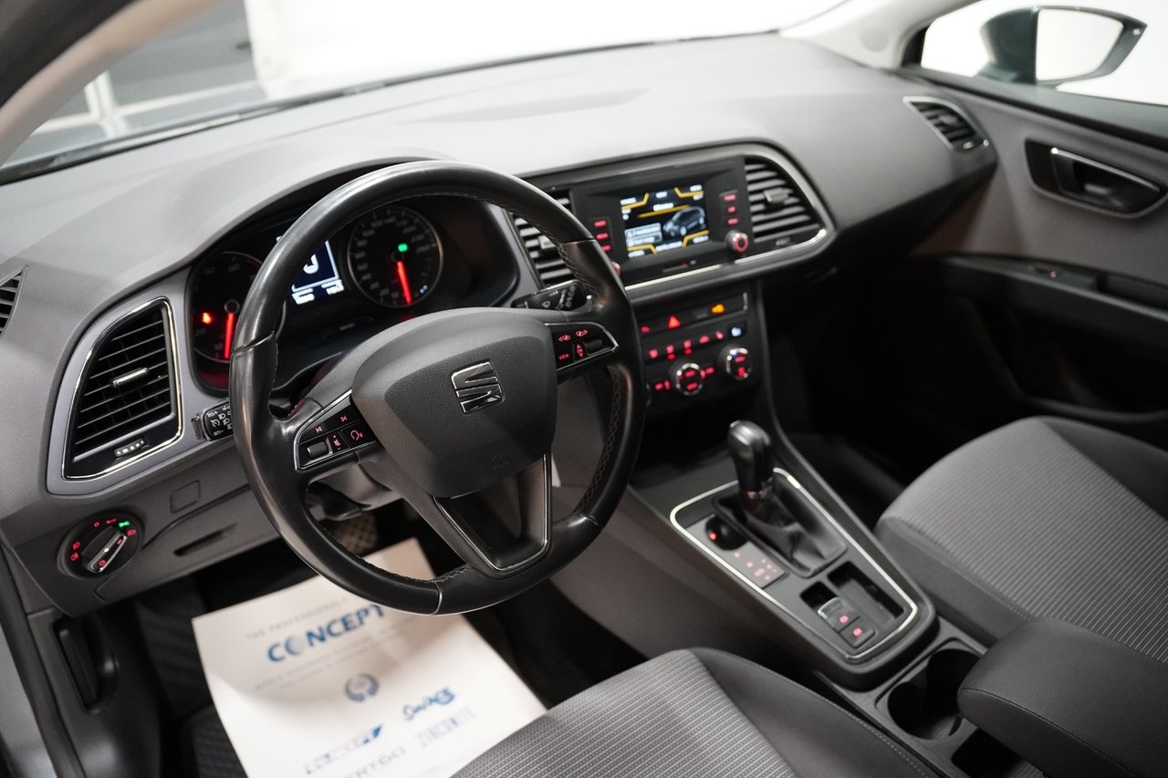Seat Leon 2018, photo 6/10