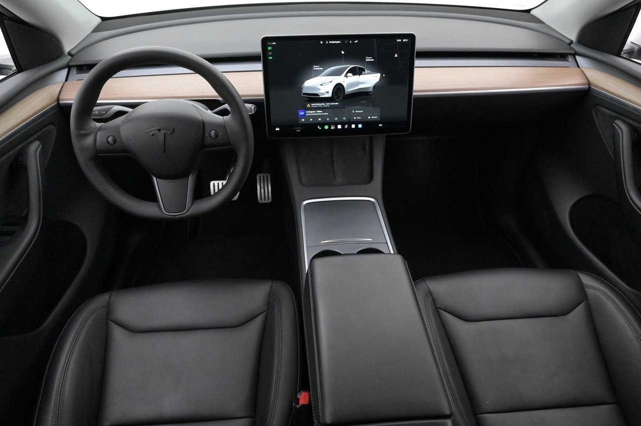 Tesla Model Y Performance Autopilot 2024, bild 6/27