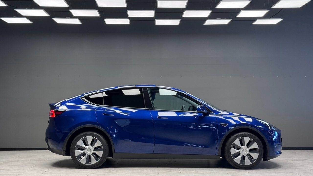 Tesla Model Y Long Range AWD / Värmare 2022, bild 4/10