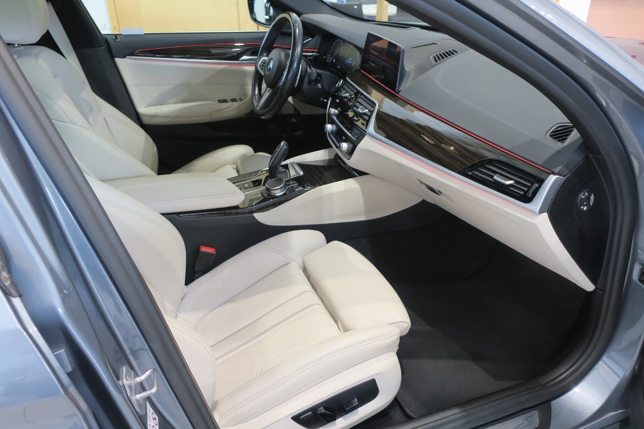 BMW 520 2019, bild 6/24