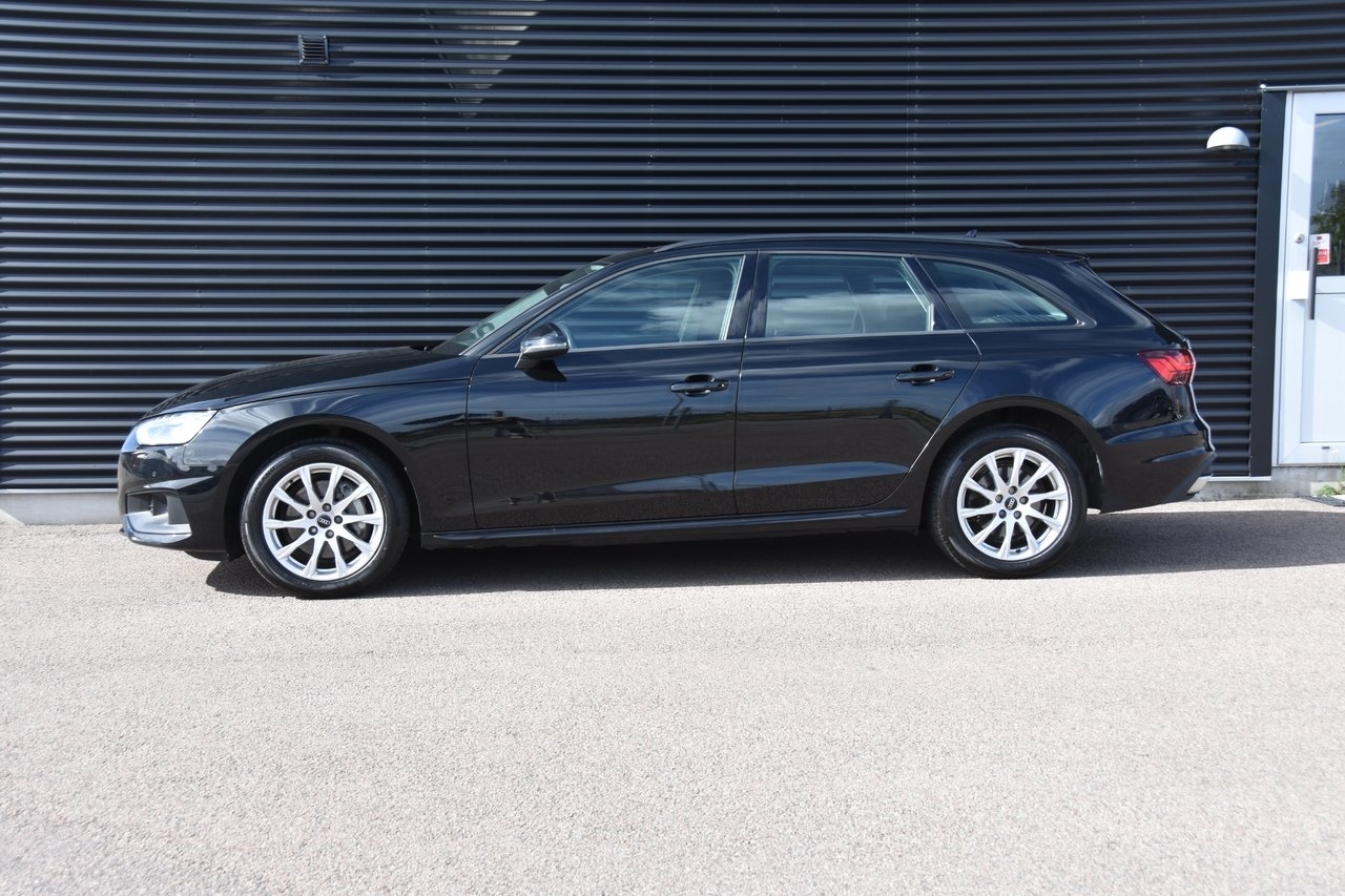 Audi A4 2021, photo 3/18