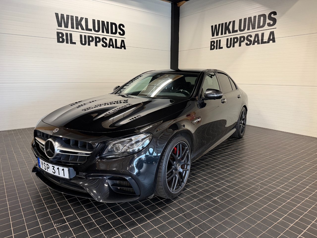 Mercedes-Benz E