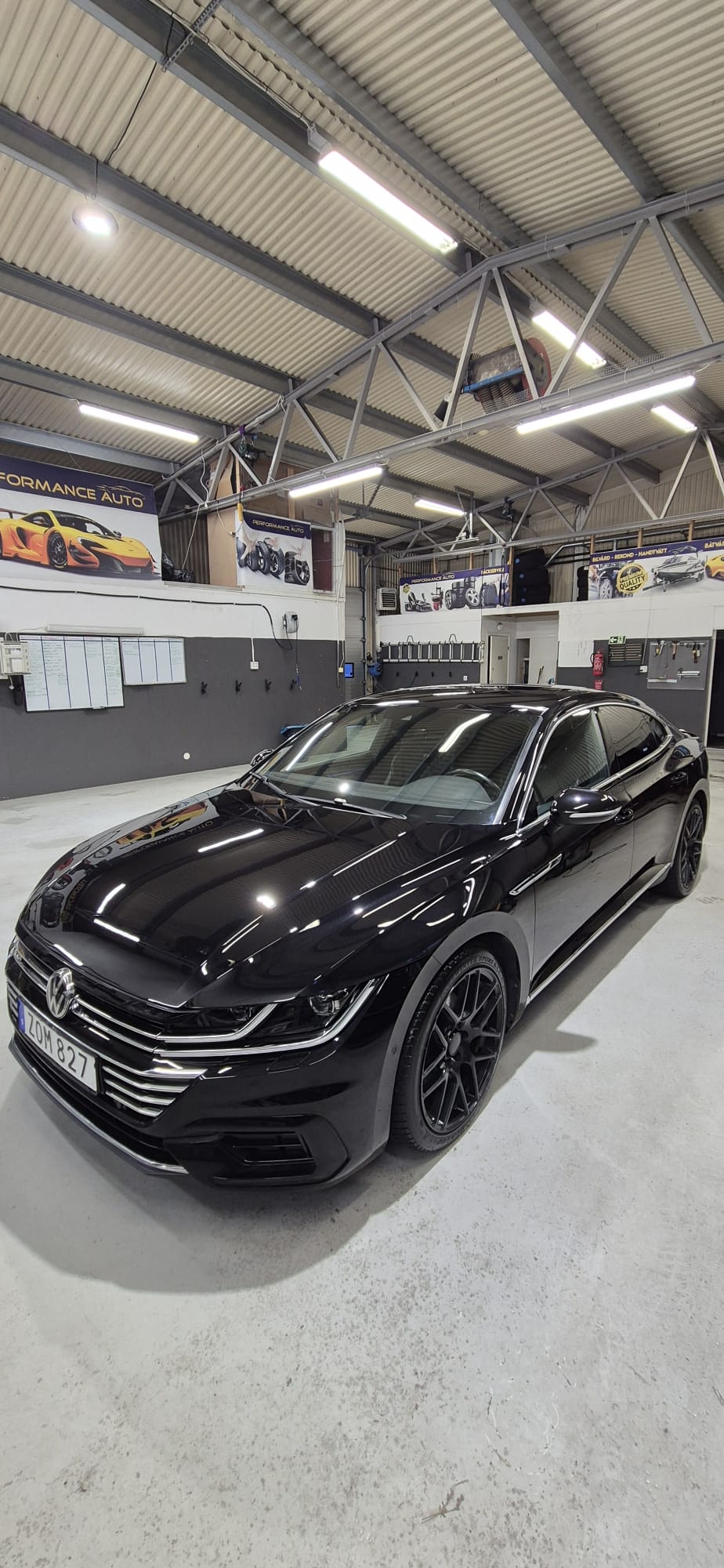 Volkswagen Arteon 2019, bild 3/7