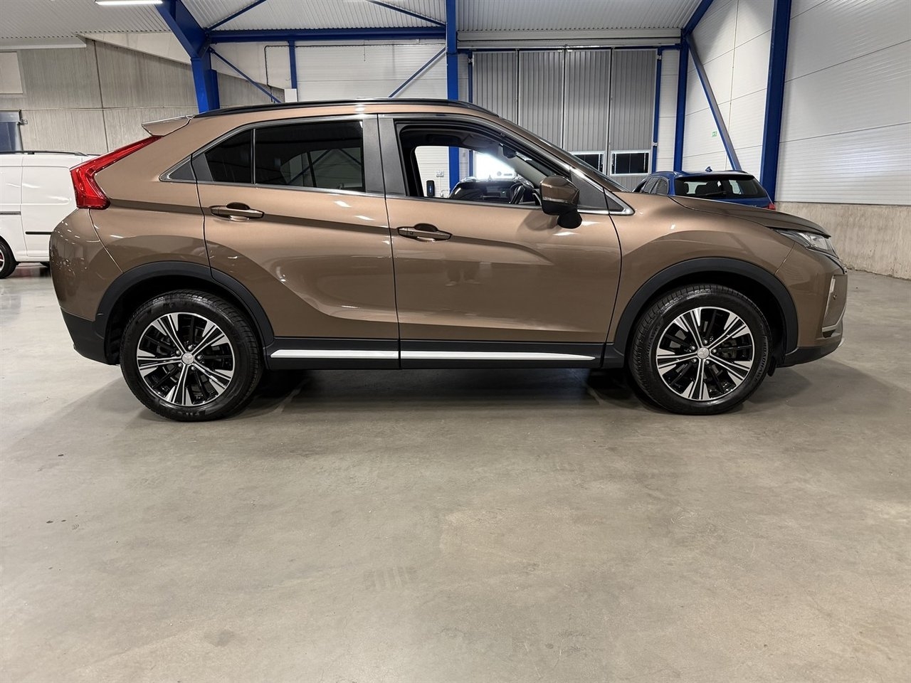 Mitsubishi Eclipse Cross 2019, bild 6/10