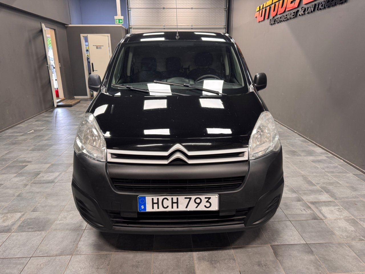 Citroen Berlingo 1.6 HDiF 75hk 2015, photo 2/10