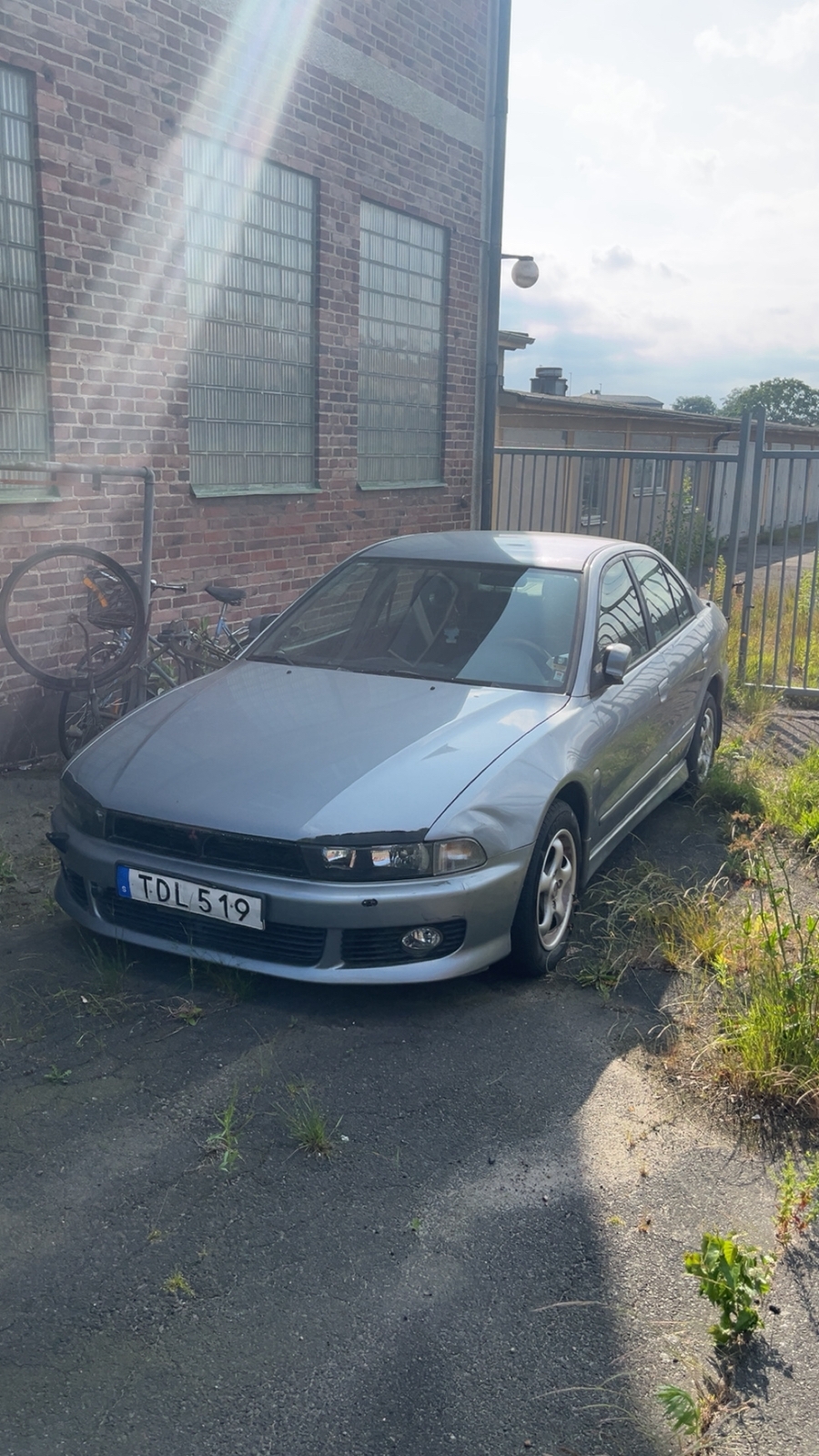 Mitsubishi Galant