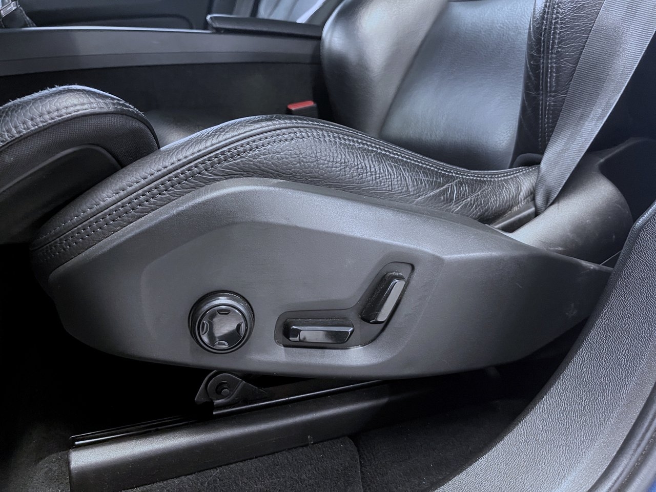 Volvo XC60 2018, bild 7/10