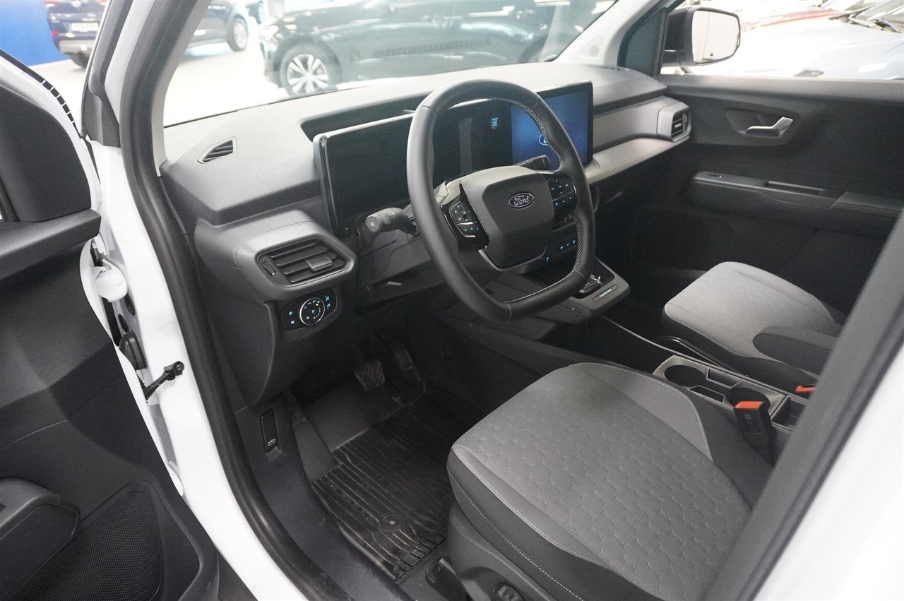 Ford Transit Courier 2026, bild 2/10
